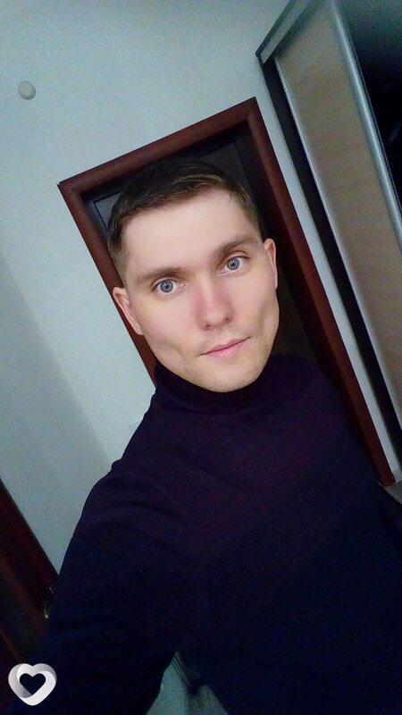 Артём