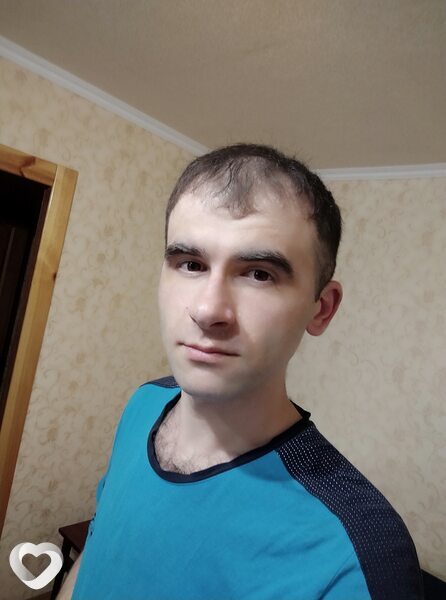 Артём