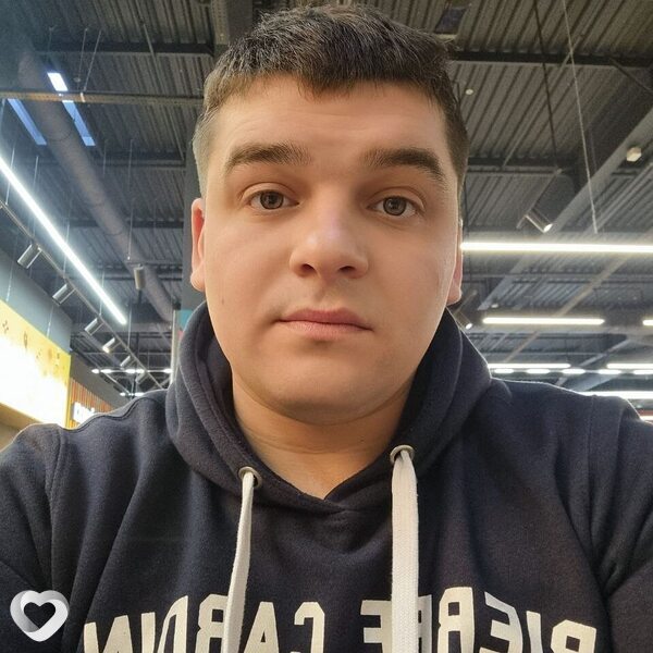 Женя