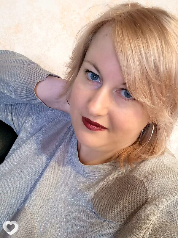 Ева