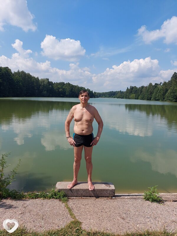 Артём