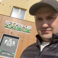 Толя