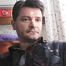 Валя