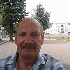 Михаил