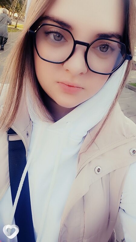 Юля