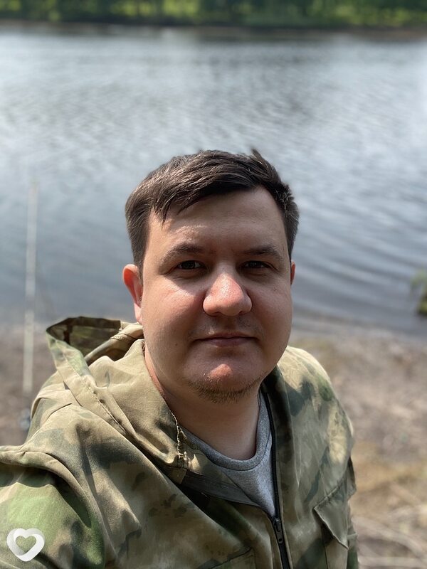 Артём