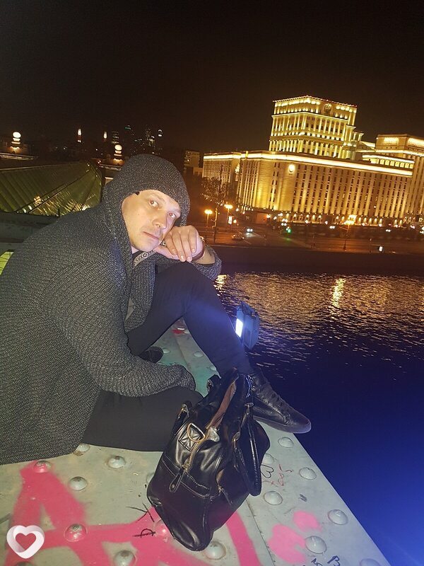 Толя