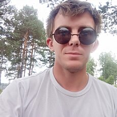 Максим