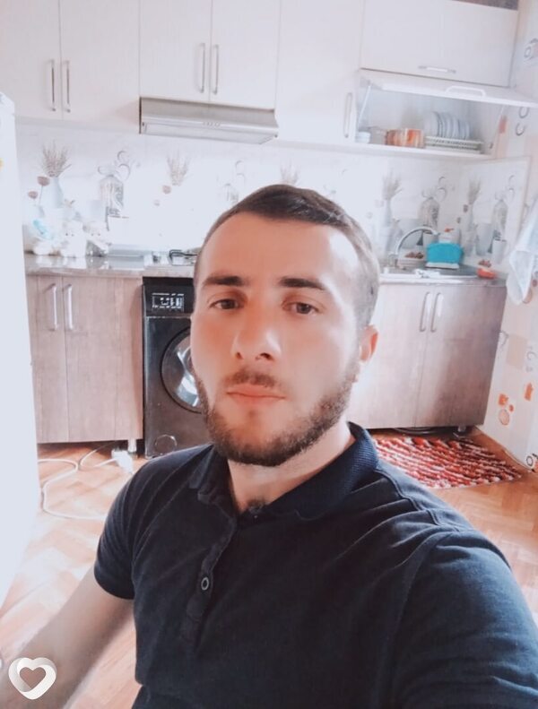 Валя