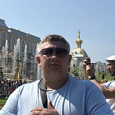Артём
