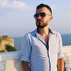 Юрий