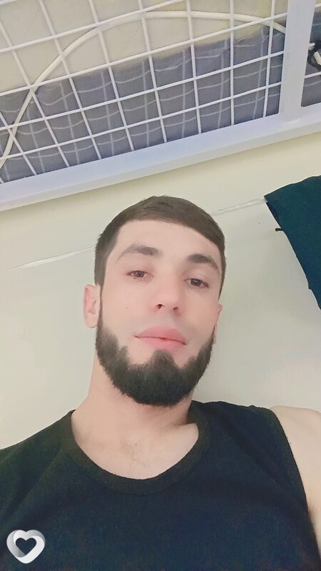 Артём