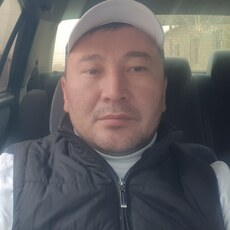 Толя