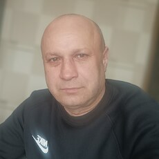 Лёня