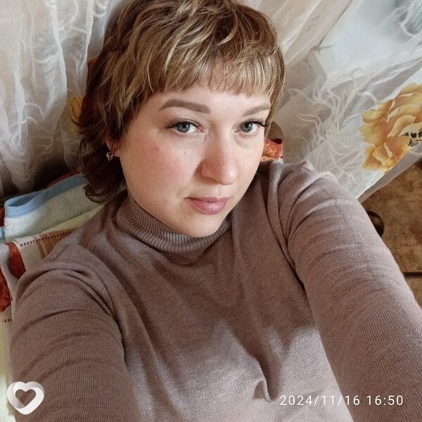 Надя
