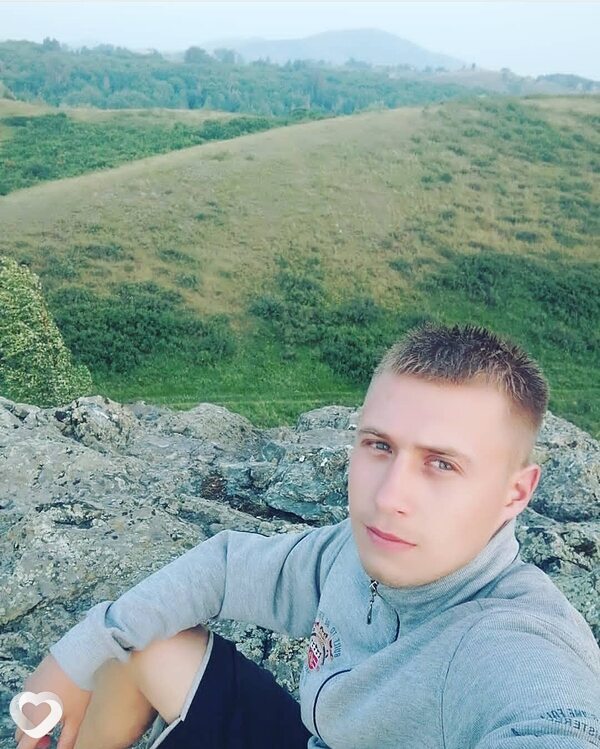 Валя