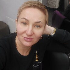 Оля