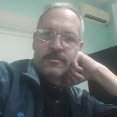Лаврик
