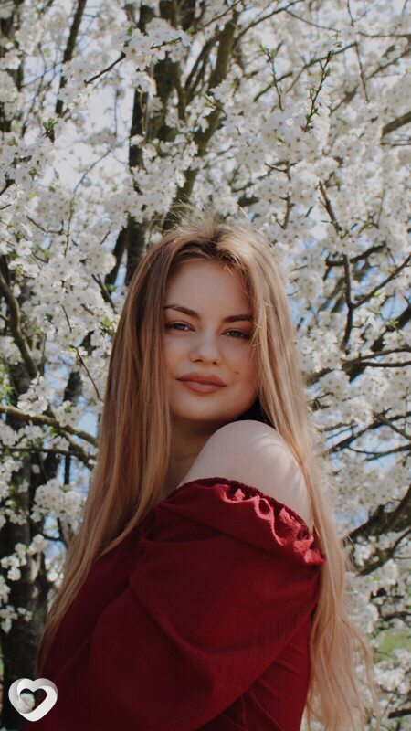 Есения
