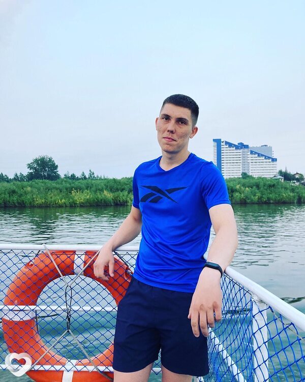 Женя