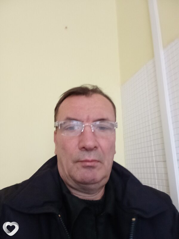 Валя