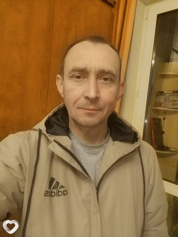 Артём