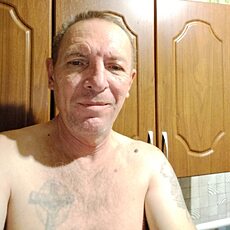 Валя