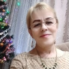 Оля