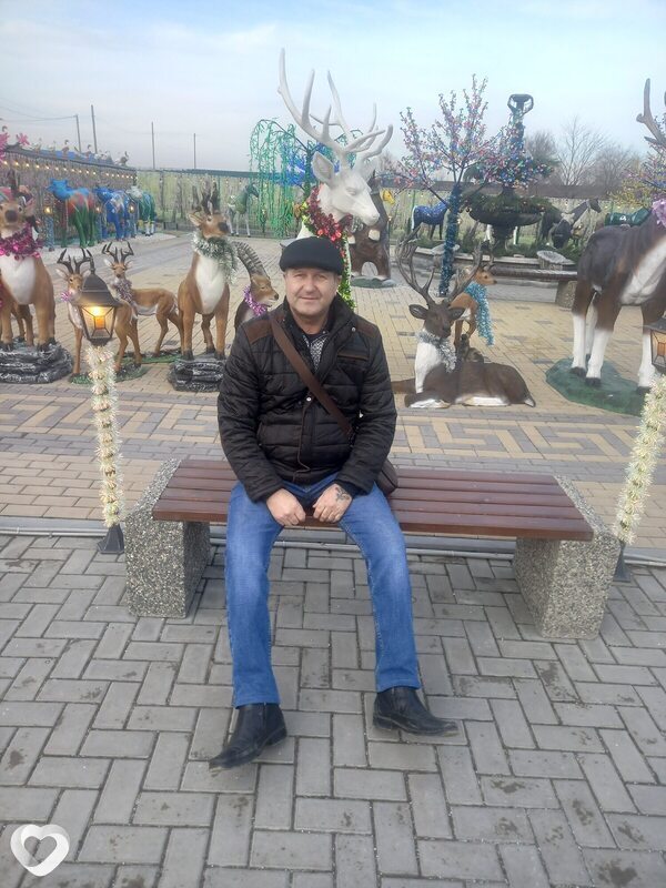 Артём