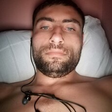 Виктор
