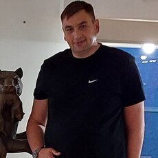 Валя