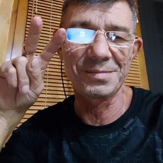 Максим