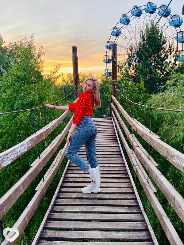 Ева
