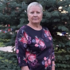 Полина
