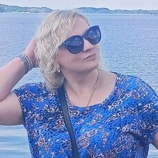 Полина