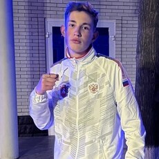 Лёня