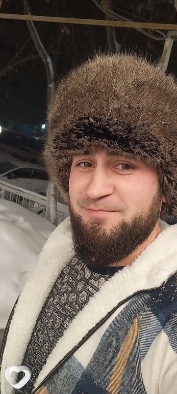 Артём