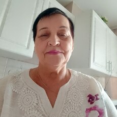 Мила