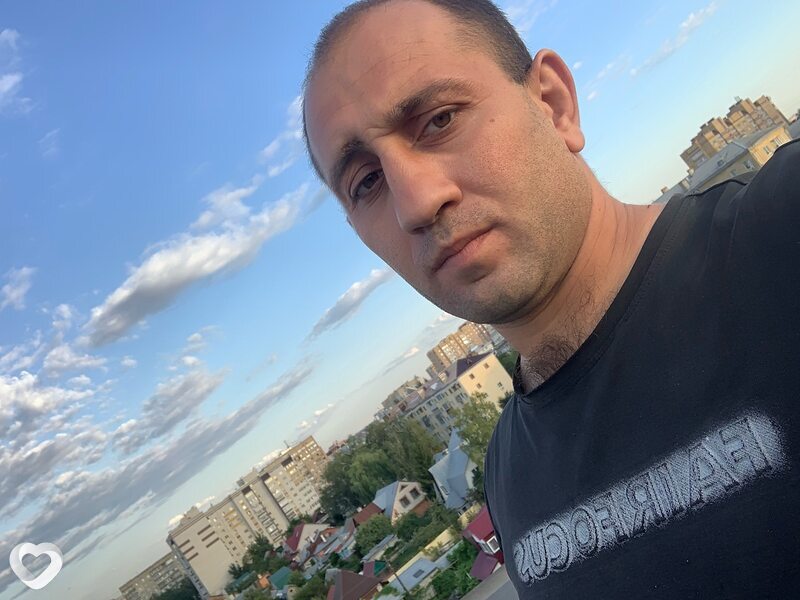 Артём