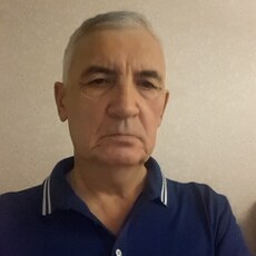 Максим