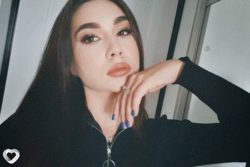 Яна