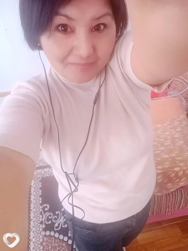 Аня