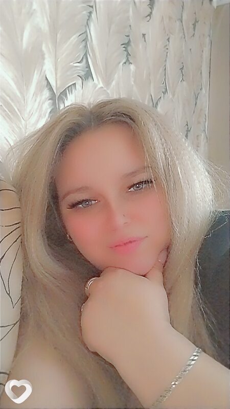 Аня