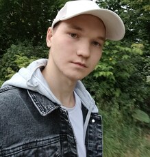 Лёня