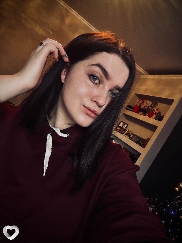 Валя
