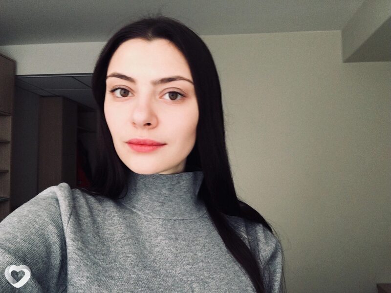 Ева