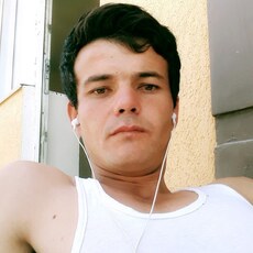 Валя