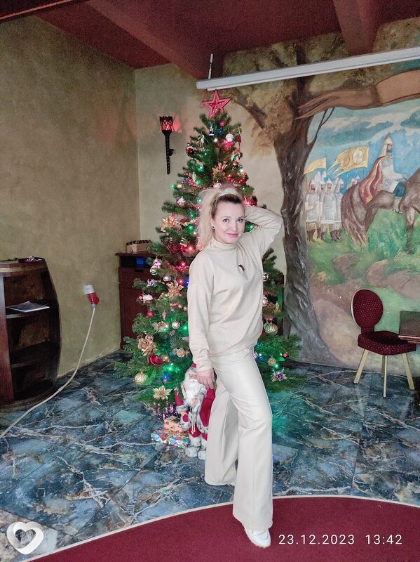 Полина