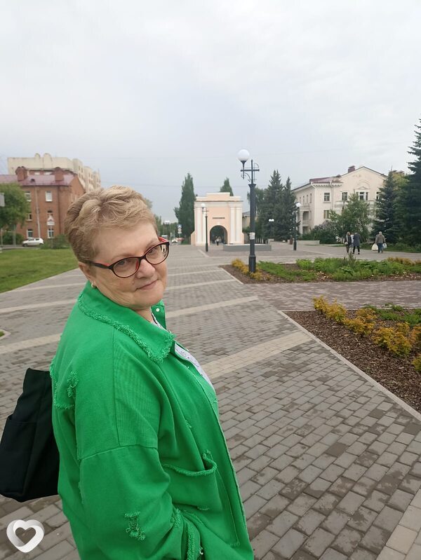 Надя