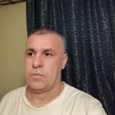 Артём